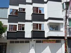 Código: 1096 - Casa Calle 48